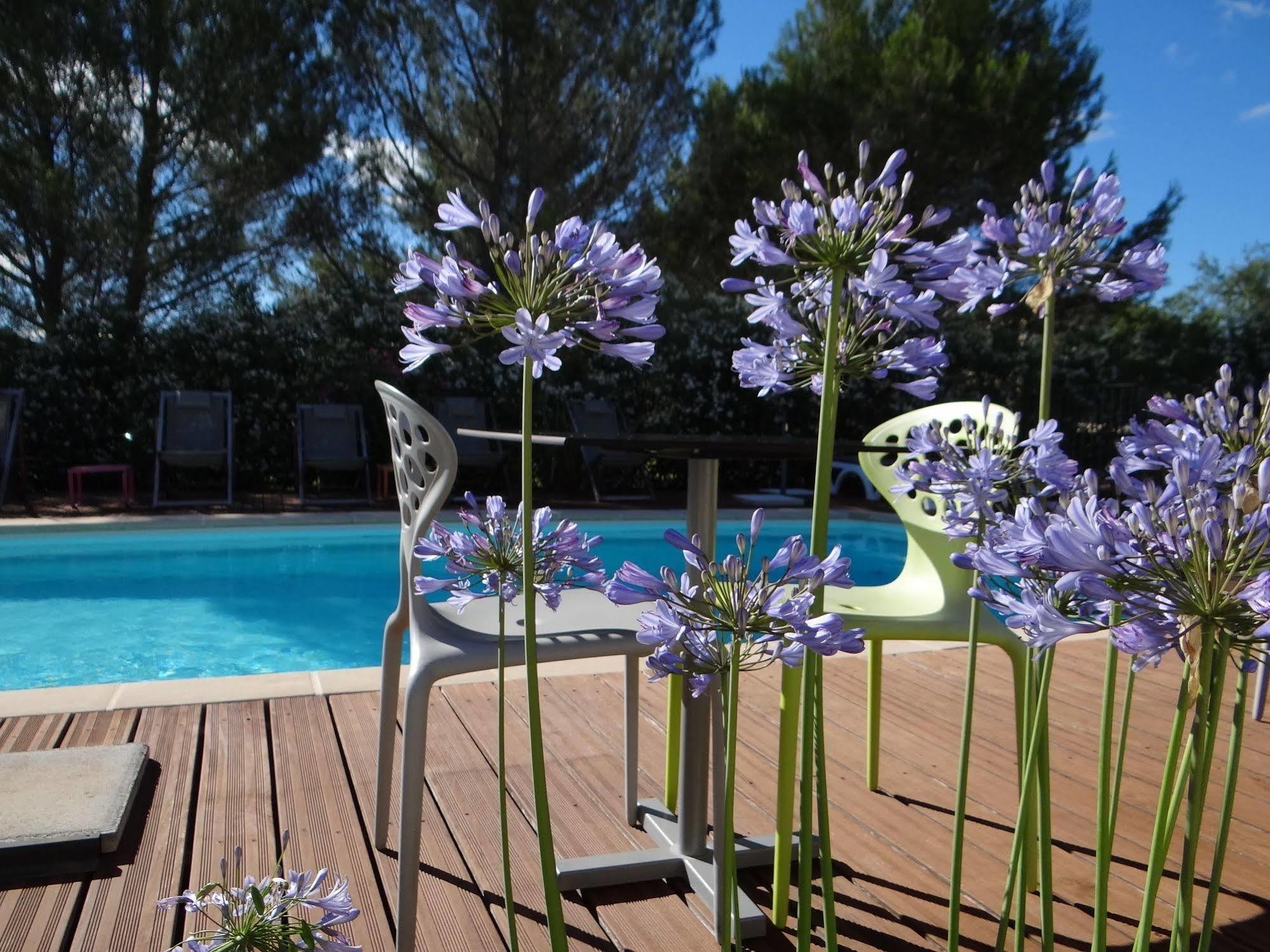 Hotel Patio De Violette Uzès Exterior foto