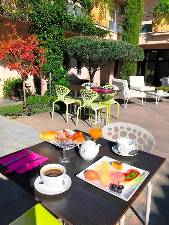 Hotel Patio De Violette Uzès Exterior foto